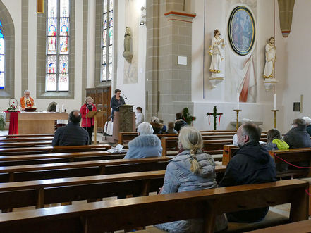 Palmsonntag in St. Crescentius (Foto: Karl-Franz Thiede)